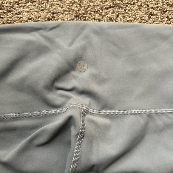 Lululemon Wunder Under High Rise Leggings - Picture 4 of 5